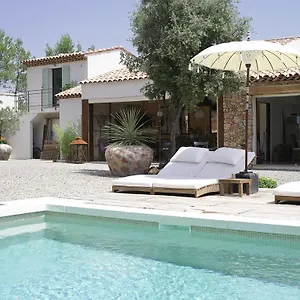 Le Clos Des Cambres Frühstückspension